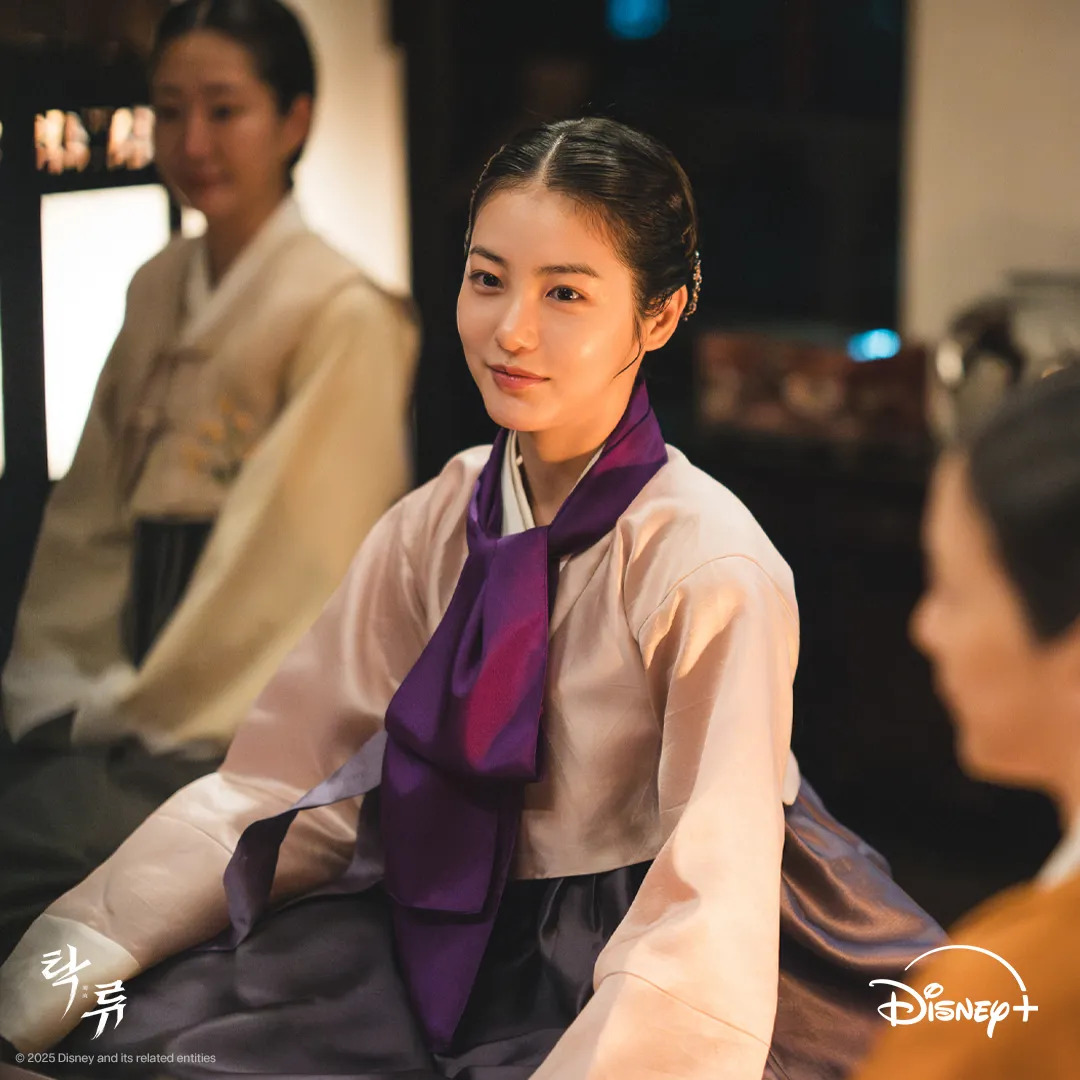 bzvn-phim-ve-thoi-joseon-moi-nam-2025 (1)