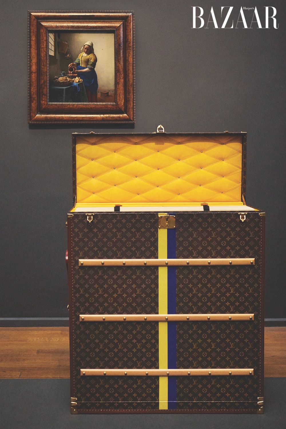 Chiếc rương Louis Vuitton dùng để vận chuyển kiệt tác The Milkmaid của danh họa Johannes Vermeer