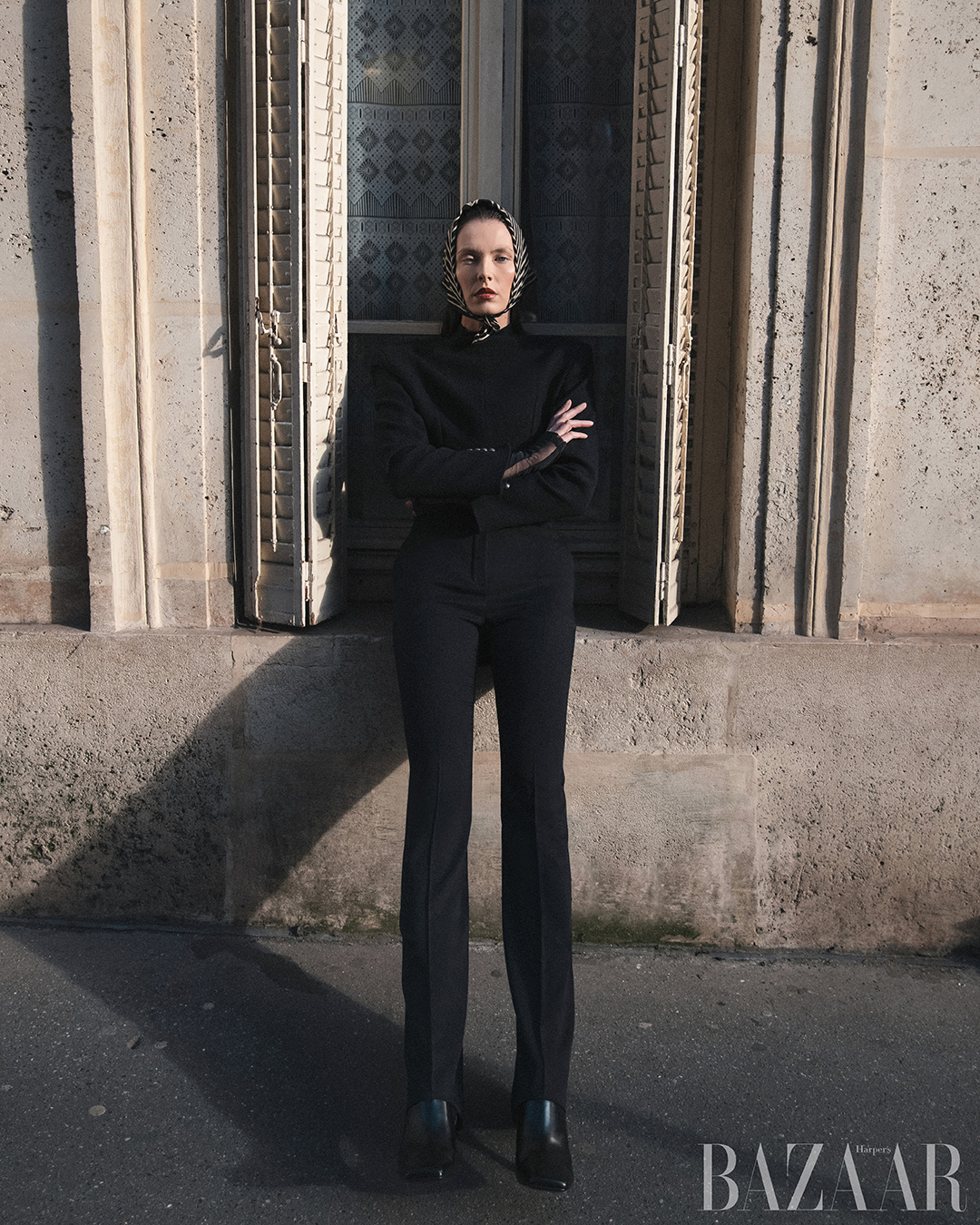 Surrealism in Paris – Model: Valeria Kabluka. Photographer: Anna Zyskowska 3