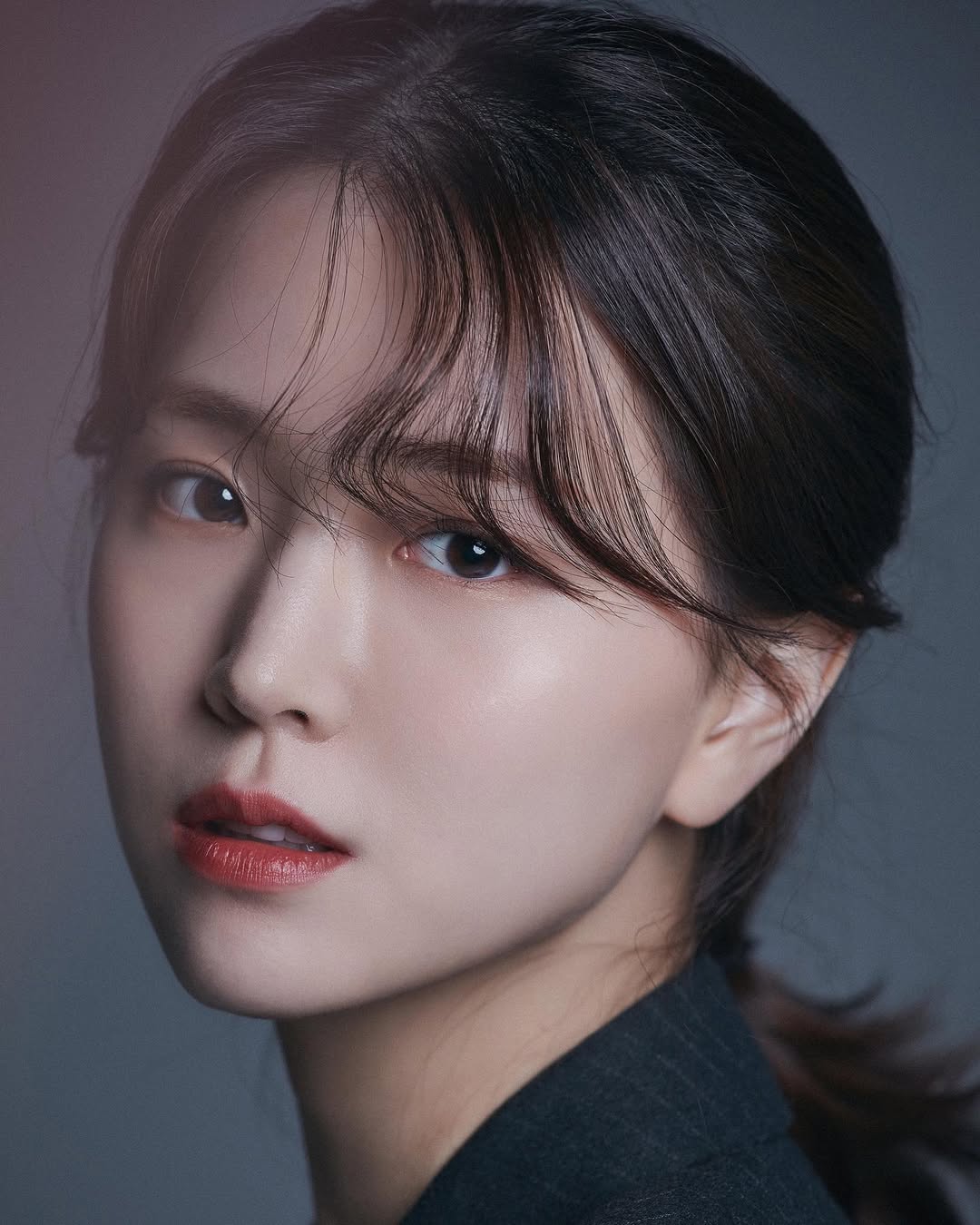 bzvn-dien-vien-han-studio-chup-hinh-cosmos