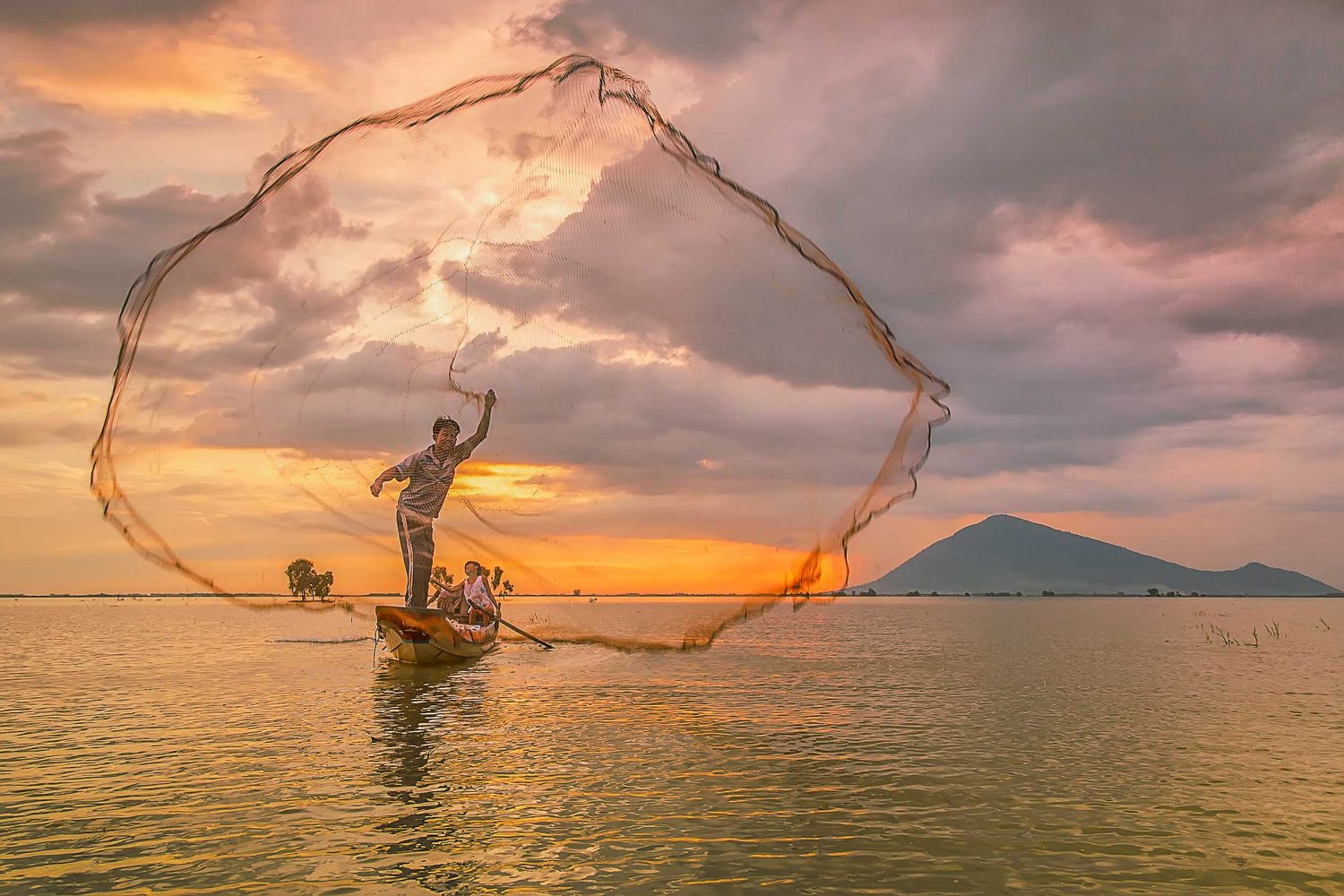 Địa điểm du lịch Tây Ninh: Hồ Dầu Tiếng