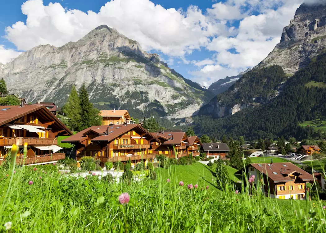Cách di chuyển đến ngôi làng cổ tích Grindelwald