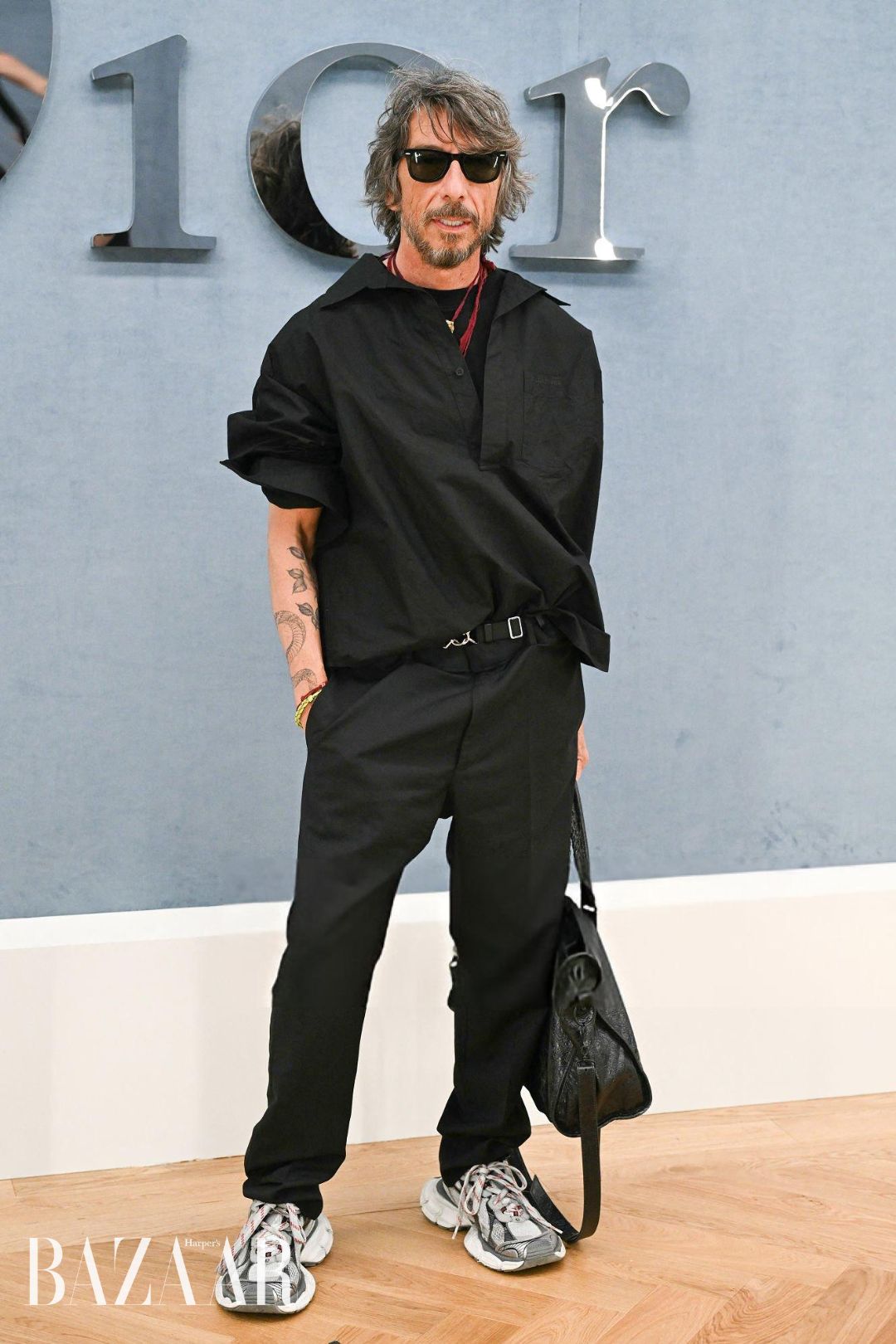 BZVN-front-row-dior-men-xuan-he-2026-jonathan-anderson00004