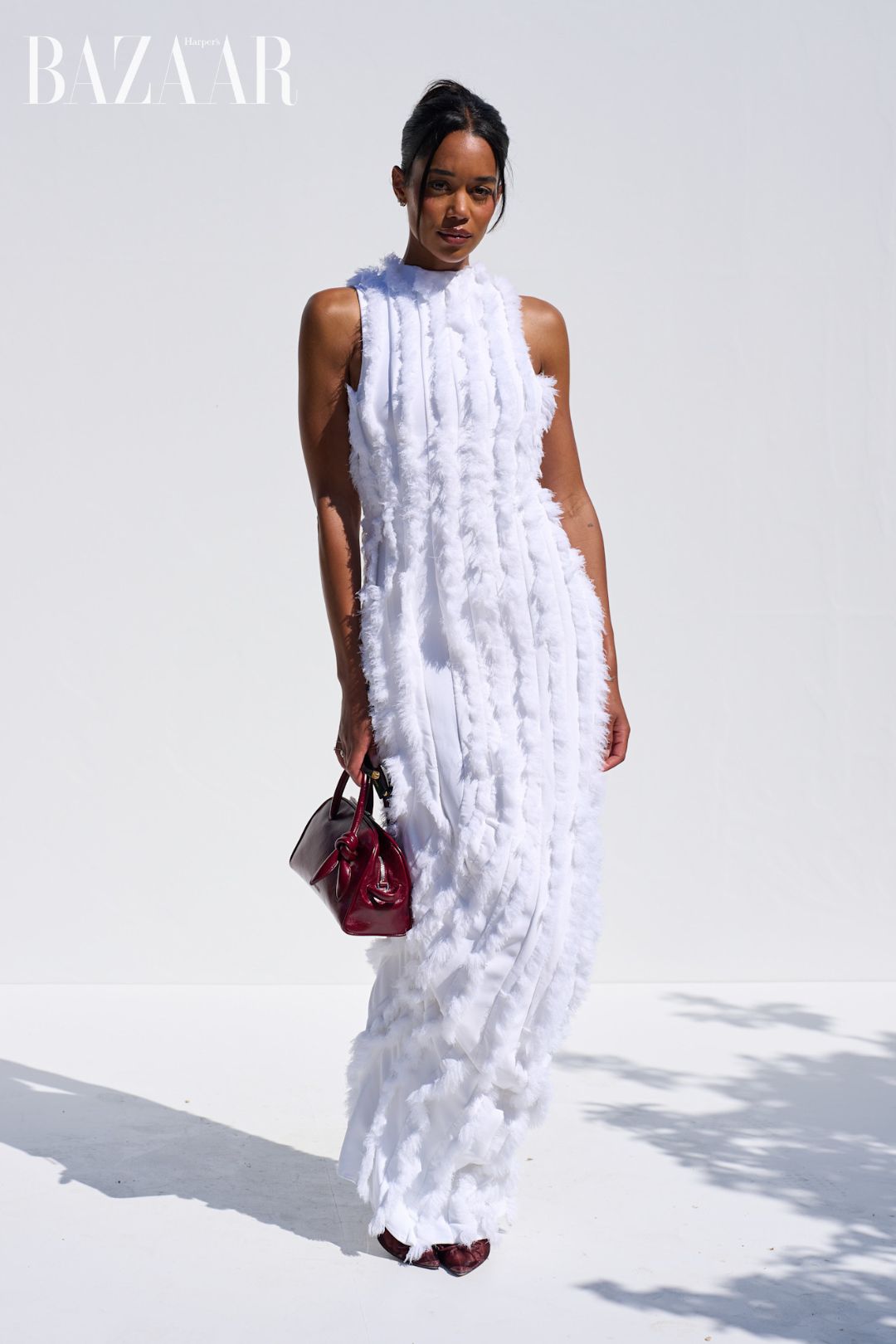BZVN-jacquemus-xuan-he-2026-front-row00006