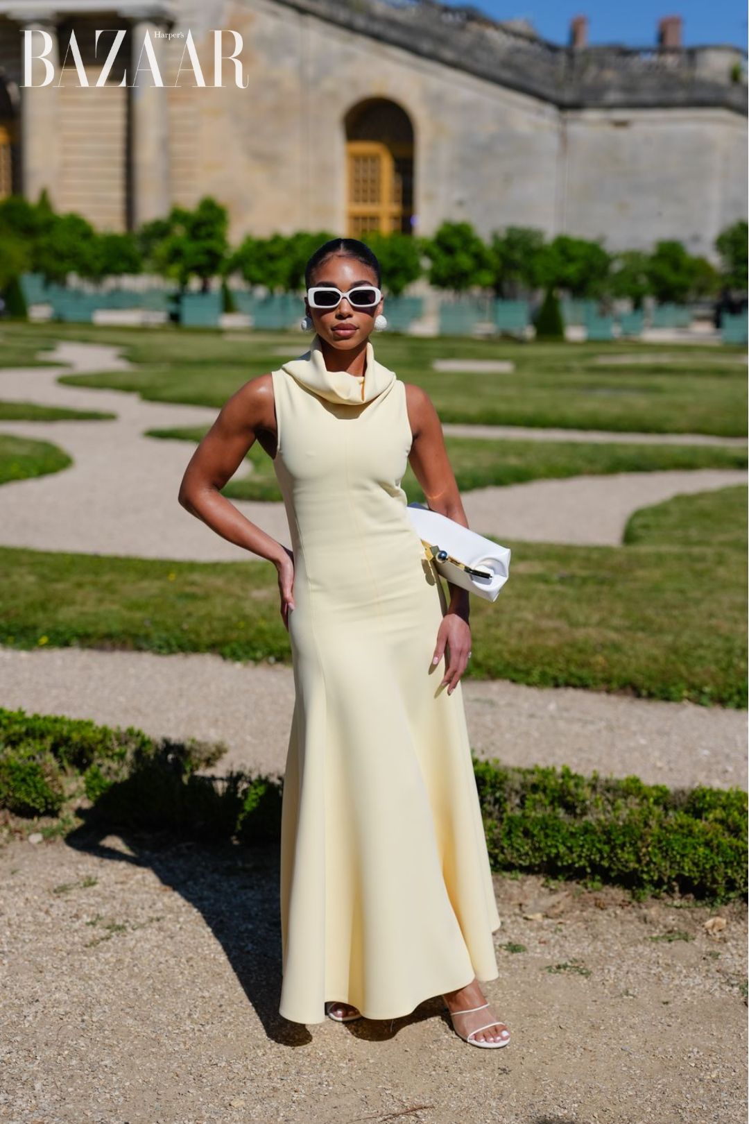 BZVN-jacquemus-xuan-he-2026-front-row00009