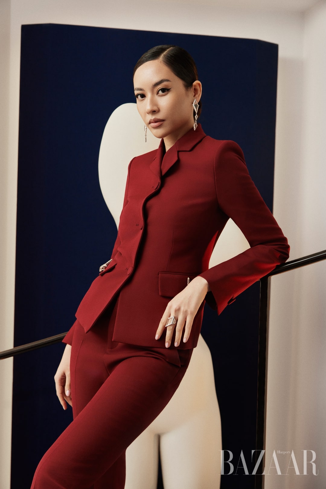 BZVN-Elvira-Devinamira-Cannes-Final00001