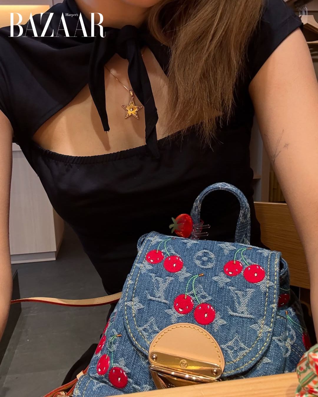 BZVN-LISA-TUI-LOUIS-VUITTON-MURAKAMI-CHERRY (1)