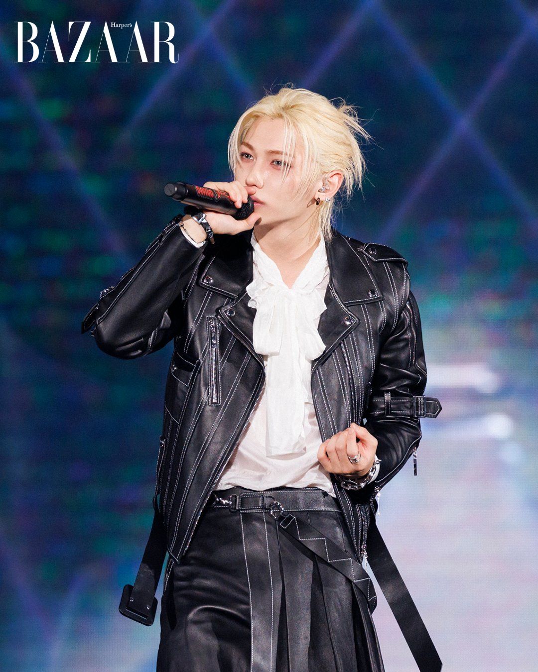 BZVN-louis-vuitton-custom-concert-lisa-felix (4)