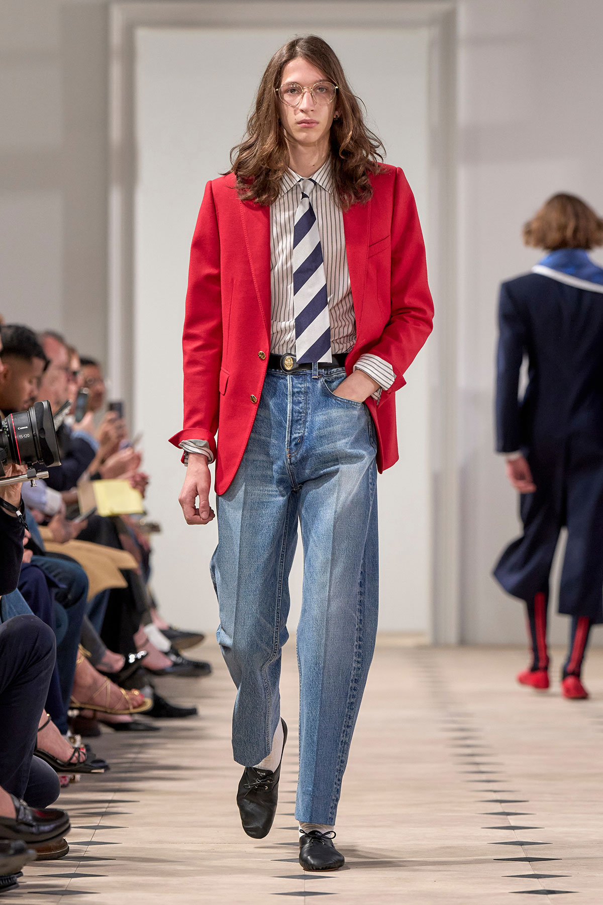 slideimg