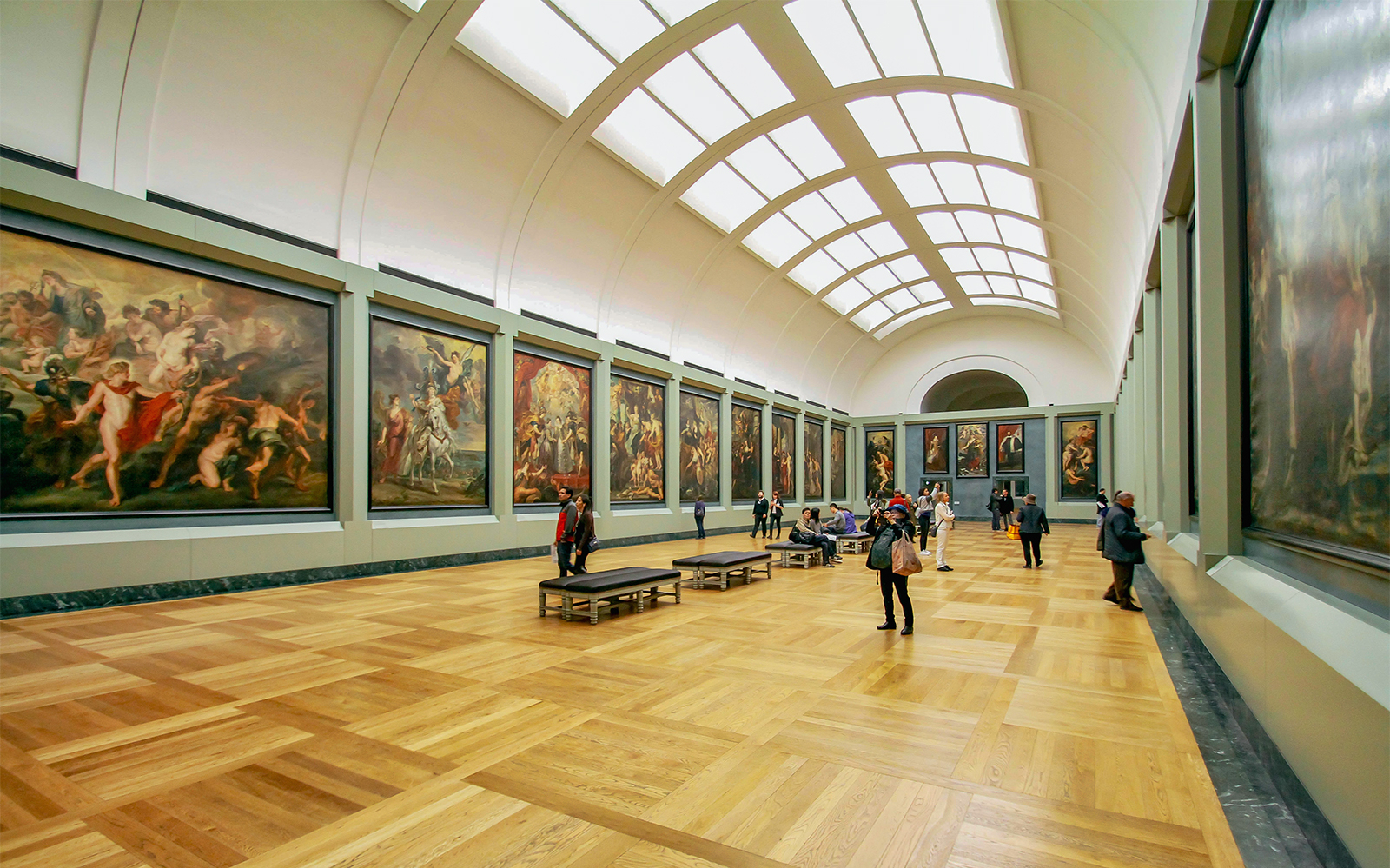 Chiêm ngưỡng nghệ thuật và kiến trúc tại Musée du Petit Palais