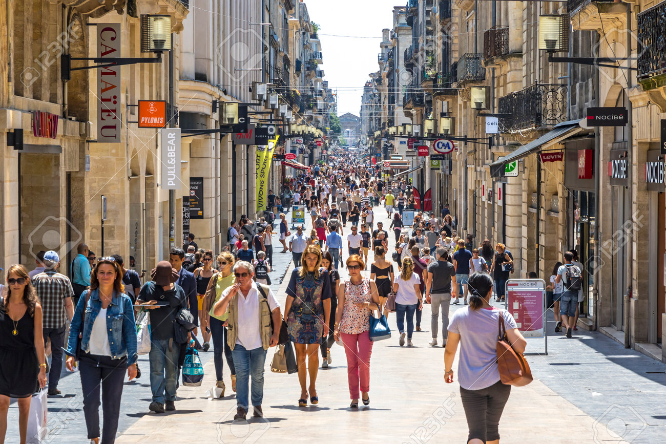Du lịch Bordeaux, mua sắm trên phố Sainte-Catherine (Rue Sainte-Catherine)
