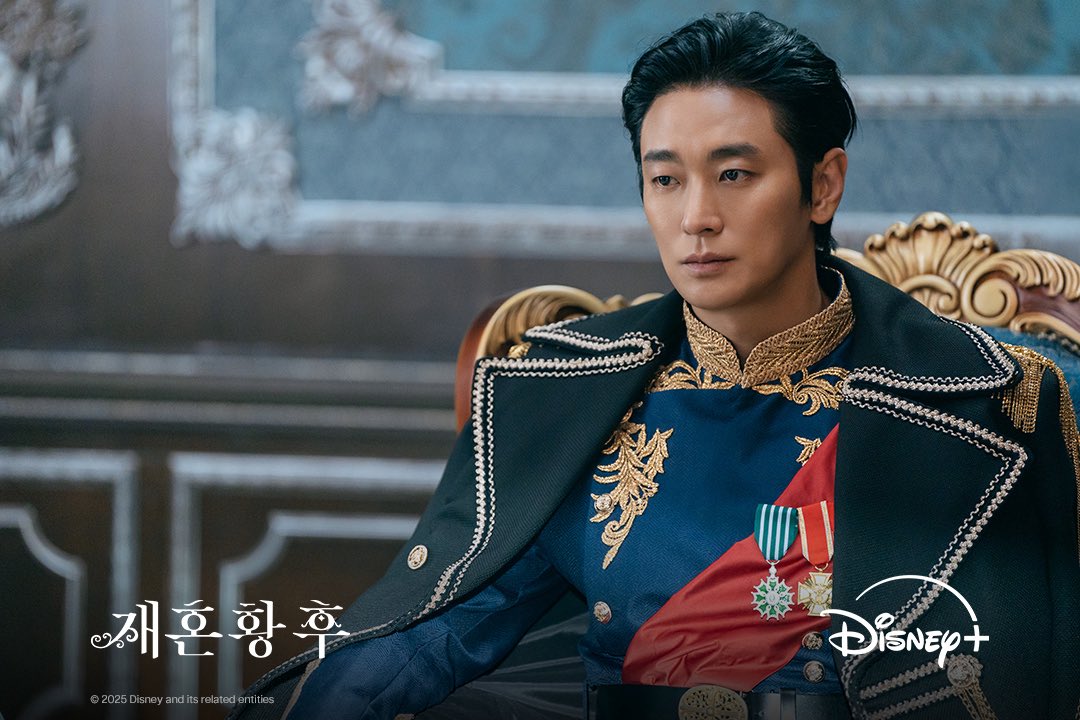 bzvn-the-remarried-empress-tao-hinh-nhan-vat00001