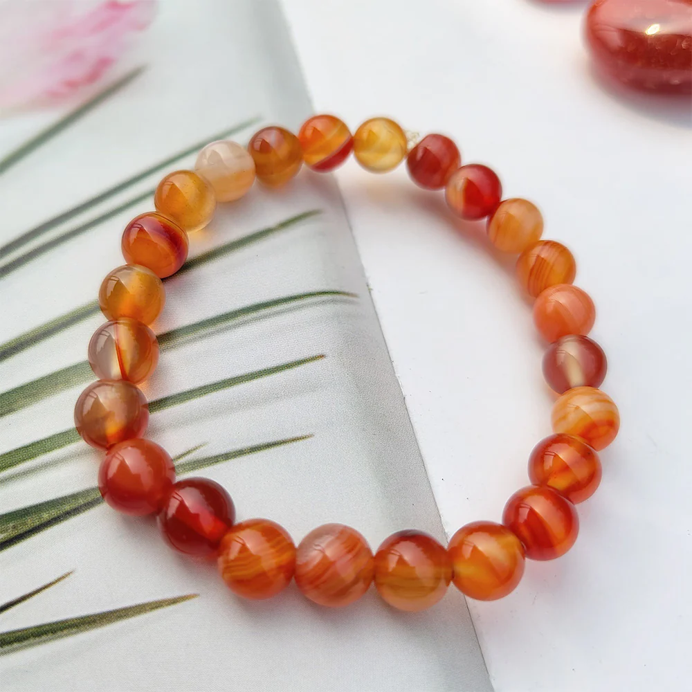 Mệnh Hỏa đeo vòng tay màu gì?